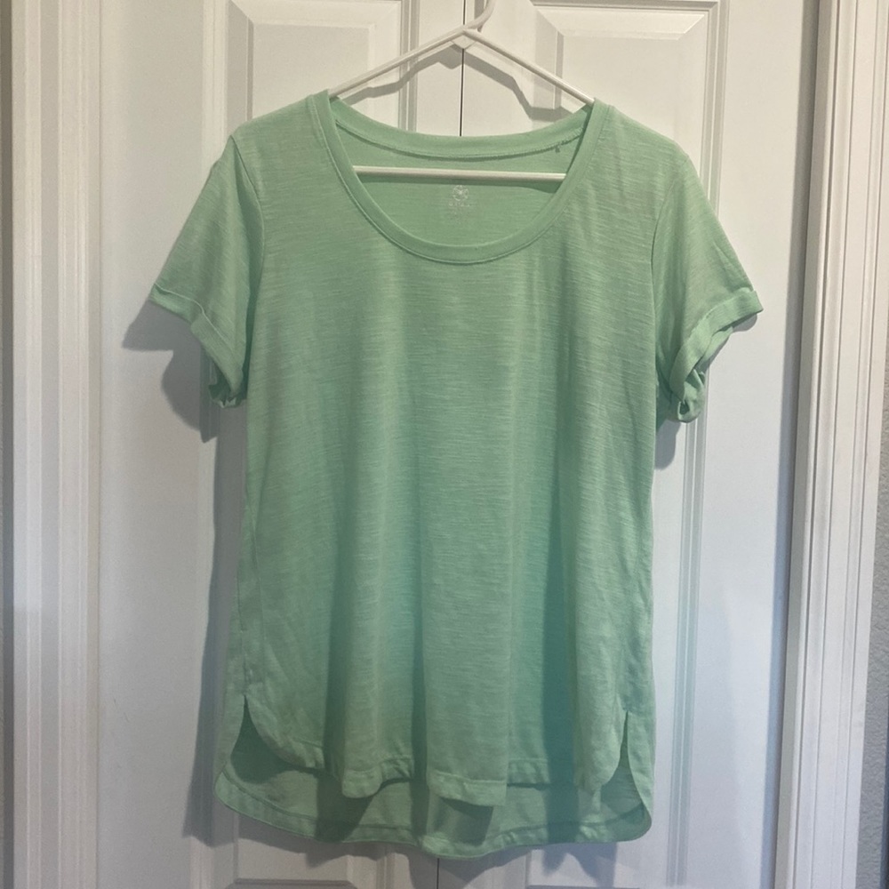 Light green shirt with rolled sleeves, XL